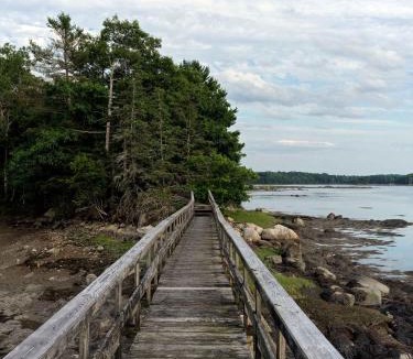 Penobscot House | Galleon's Lap - Design Featured Cabin on Waterfront