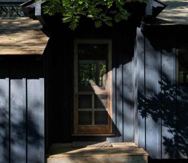 Penobscot House | Galleon's Lap - Design Featured Cabin on Waterfront