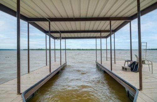 Grove House | Game Room, Fishing Cabin & Dock on Grand Lake!