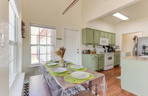 Afton House | Game Room & Patio: Family Afton Retreat!