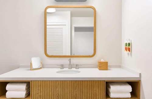 Kaanapali Hotel | Garden View Doubles + Pools, Tennis, and Spa