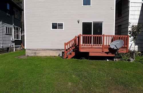 Ashtabula House | Geneva on the Lake, Walnut Beach, Lake Shore Park , Lake Erie Vacation Rental