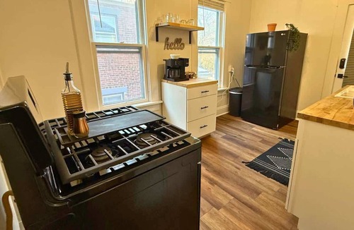 German Village House | German Village & Downtown | Steps to High Street | Free Parking | 5,800 Reviews