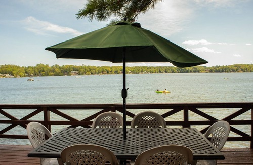 Lake George Cabin | Glenmoore Lodge and cabins on Glen Lake!