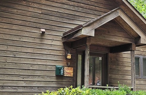 Skyland Cabin | Golf, Mountains & Hot Tubs - Asheville's Ultimate Tournament Getaway