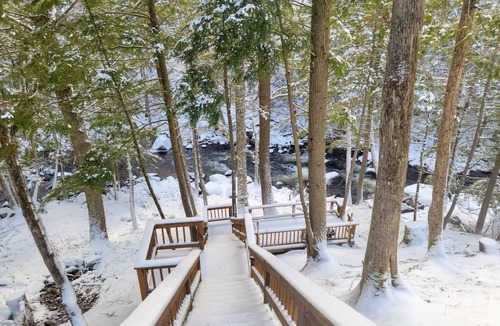 North River House | Gore /Garnet Hill Ski home with Hot Tub /Fishing Whitewater Rafting very close