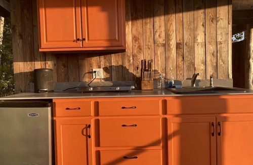 Caroline Cabin | Gorgeous Finger Lakes Accommodation near Ithaca for Glamping in New York