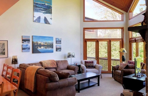 Carroll Cabin | Gorgeous New Hampshire Vacation Home in the White Mountains