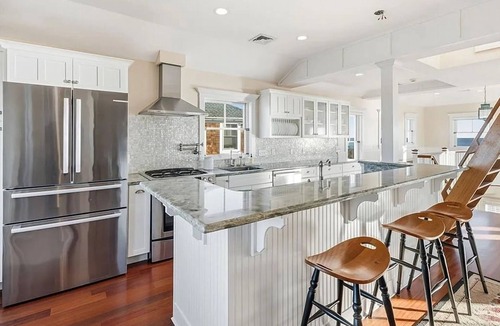 Jerusalem Cottage | Gorgeous Newly Renovated Beachfront House in the Dunes, 360 Ocean View!
