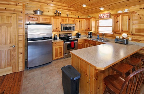 Langley Cabin | Grand Lake Cabin Retreat - Lake, Dock, & Woods