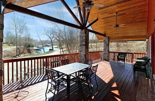 Langley Cabin | Grand Lake Cabin Retreat - Lake, Dock, & Woods