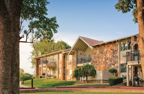 Afton Resort | Grand Lake Resort 1bdr