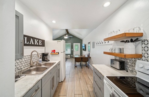 Grove Cottage | GrandLake*Kayak*ForestView*Firepit*Kings*Lakefront