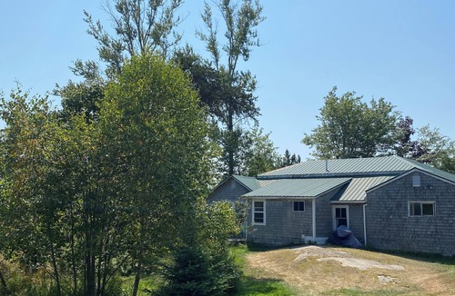 Corea Cabin | Grandma's Maine camp located in a quaint fishing village-rustic, cozy, and clean