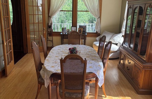 Gloversville House | Great 5-bedroom estate with inground pool, ten acres at the base of Adirondacks