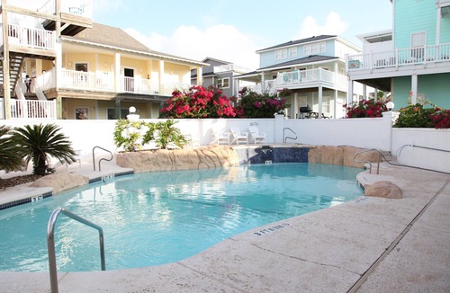 Sand Point House | Great Beach House for family and friends!