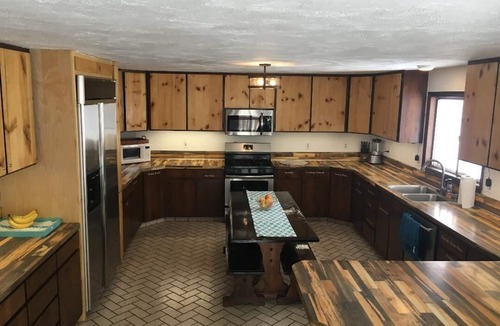 Preston Cabin | Great Dates in 2027 Still Available. Private pool. Cub River Canyon. Sleeps 50.