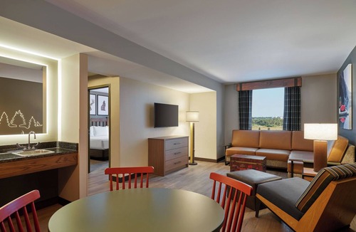 Mashantucket Hotel | Great Wolf Lodge Mashantucket