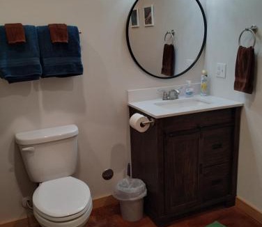 Homer Apartment | Grewingk Suite - Homer Seaplane Base