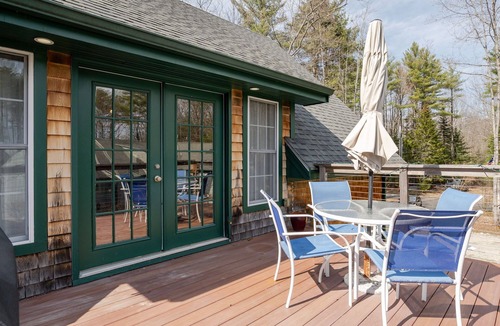 Scarborough Apartment | Guesthouse Retreat just minutes from the Beaches!