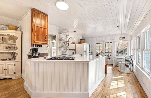 Siloam Springs Cottage | Gwen's Nest- a unique luxury, family cottage in the woods!