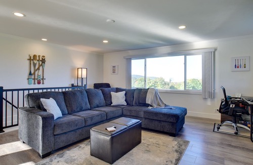 Hammondsport House | Hammondsport Vacation Rental w/ Fire Pit & Pool!