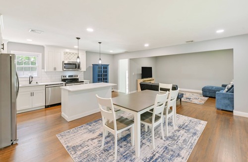 Hampton Bays Cottage | Hampton Bays Retreat: Walk to Squires Beach!