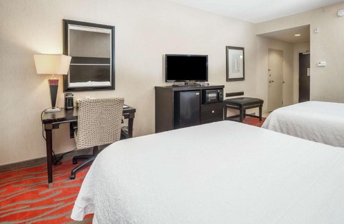 Catoosa Hotel | Hampton Inn and Suites Tulsa/Catoosa