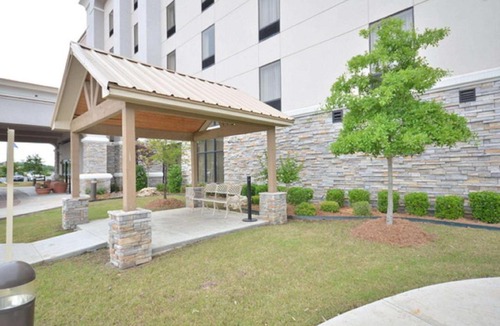Catoosa Hotel | Hampton Inn and Suites Tulsa/Catoosa