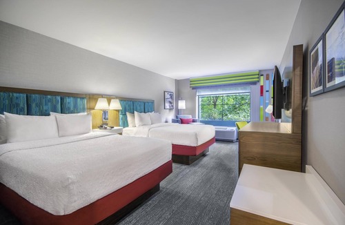 East Aurora Hotel | Hampton Inn East Aurora