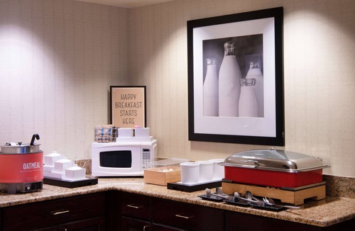 Erie Hotel | Hampton Inn Erie-South