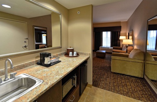 Geneseo Hotel | Hampton Inn Geneseo