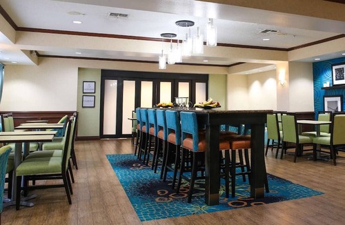 Kingsville Hotel | Hampton Inn Kingsville