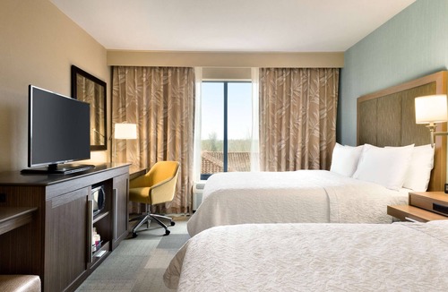 Monroe Hotel | Hampton Inn & Suites Monroe