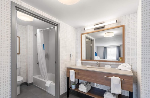New Castle Hotel | Hampton Inn & Suites New Castle