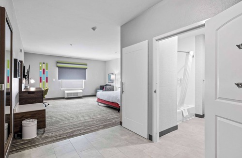 Mount Pleasant Hotel | Hampton Inn & Suites Mount Pleasant