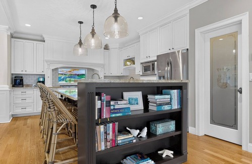 Pine Point House | Happy Holidays with Sea Breeze