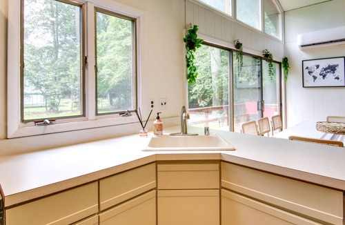 Harbeson Cabin | Harbeson Vacation Rental ~ 11 Mi to Lewes Beach!