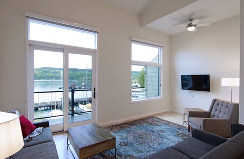 Town of Reading House | Harbor View Vacation Rental - Walking To Watkins Glen Attractions