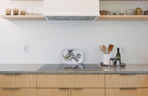 East End Apartment | Harborview - Curated East End Escape w/Parking