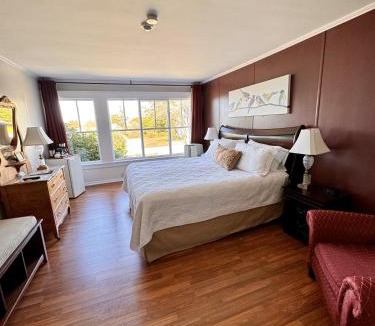 Smiths Cove Bed & Breakfast | Harbourview Inn