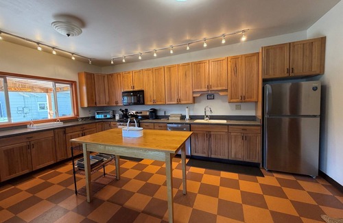 Cooperstown House | Hatch's Landing - great option for large groups, multiple unit compound