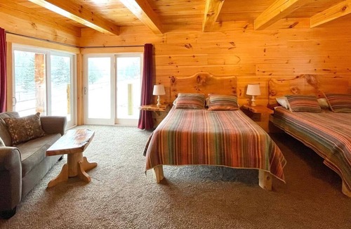 The Forks Cabin | Hawks Nest Lodge And Restaurant