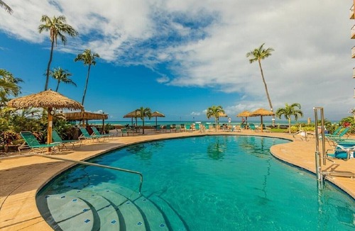 Kahana Condo | Hear the Waves, See the Islands and Turtles from the Lanai. Welcome to Maui