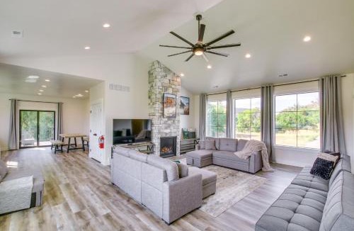 Preston House | Heated Saltwater Pool: Home on Scenic Cub River!