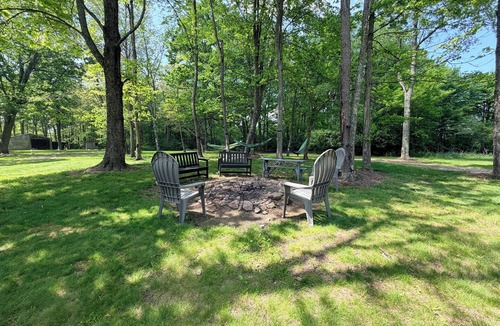 Danville Cabin | `Hideaway Cabin` that sits on 10 secluded acres.