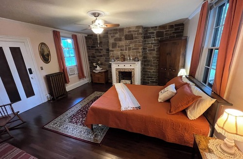 Meadville Bed & Breakfast | @ Highland Guesthouse our Allegheny Room with a private bathroom & private entry