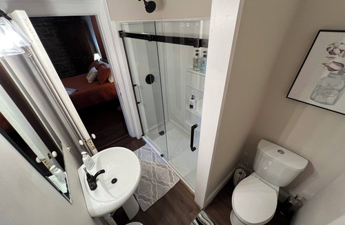 Meadville Bed & Breakfast | @ Highland Guesthouse our Allegheny Room with a private bathroom & private entry