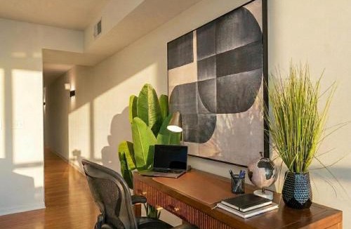 Ohio City Apartment | Highrise Riverview Flats Balcony Parking