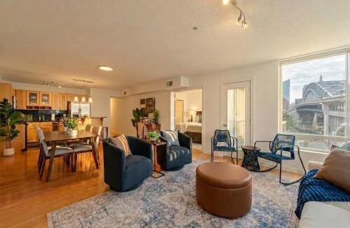 Ohio City Apartment | Highrise Riverview Flats Balcony Parking